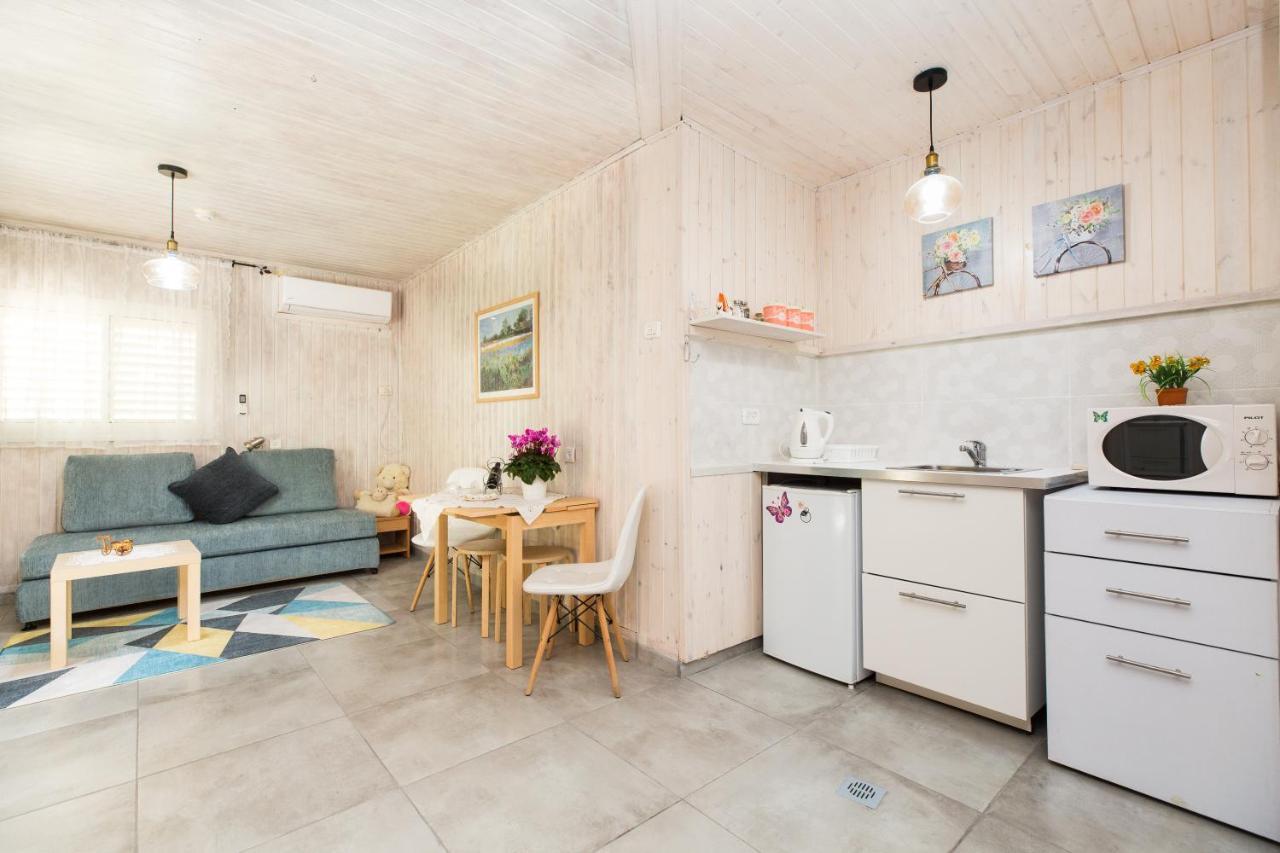 Leyad Hashmura Lodging 예소드하말라 외부 사진