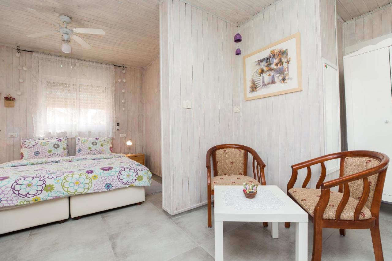 Leyad Hashmura Lodging 예소드하말라 외부 사진