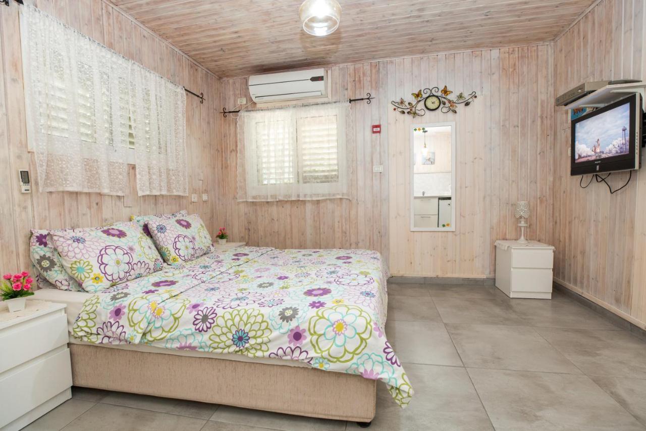 Leyad Hashmura Lodging 예소드하말라 외부 사진