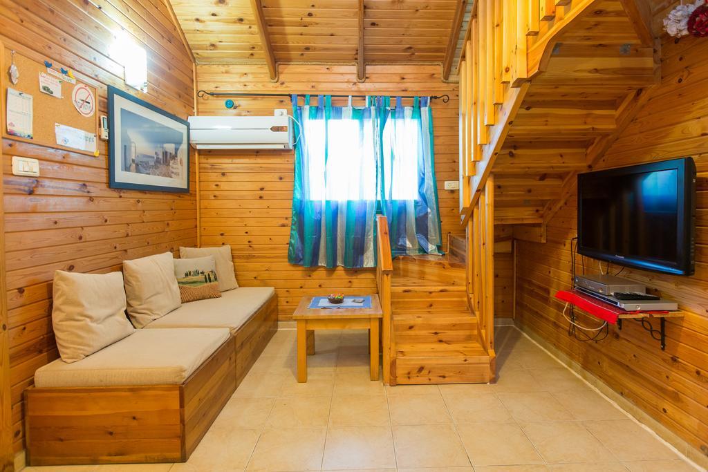 Leyad Hashmura Lodging 예소드하말라 외부 사진
