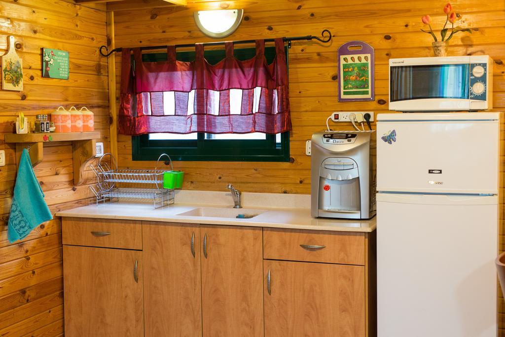 Leyad Hashmura Lodging 예소드하말라 외부 사진