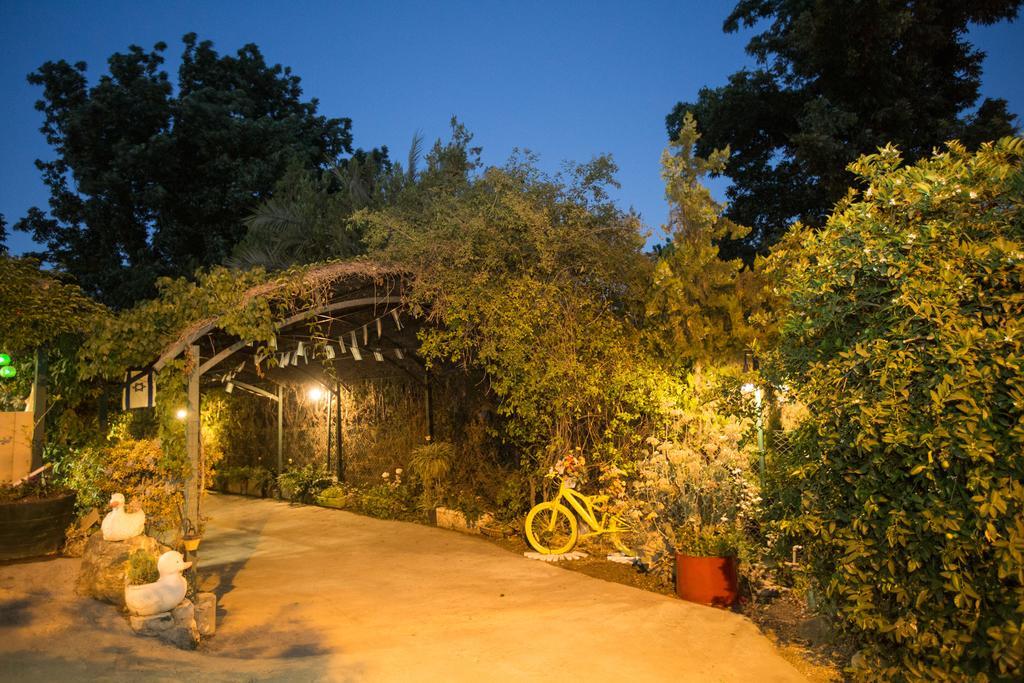 Leyad Hashmura Lodging 예소드하말라 외부 사진